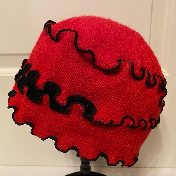 JES IRIE WEAR HAT RED BLACK KNIT ACCESSORY SIZE M main image 6